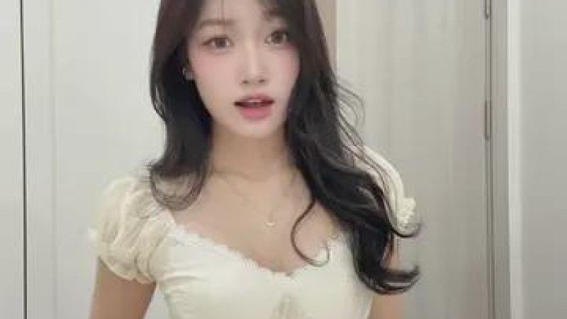 010越南美女带男友视频生活素材74视频191照片