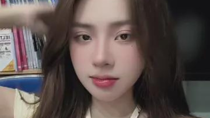 011越南美女会溜冰视频生活素材92视频158照片